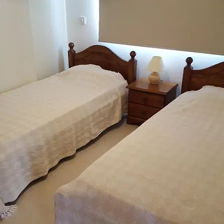 Apartman Thea Court 21 *